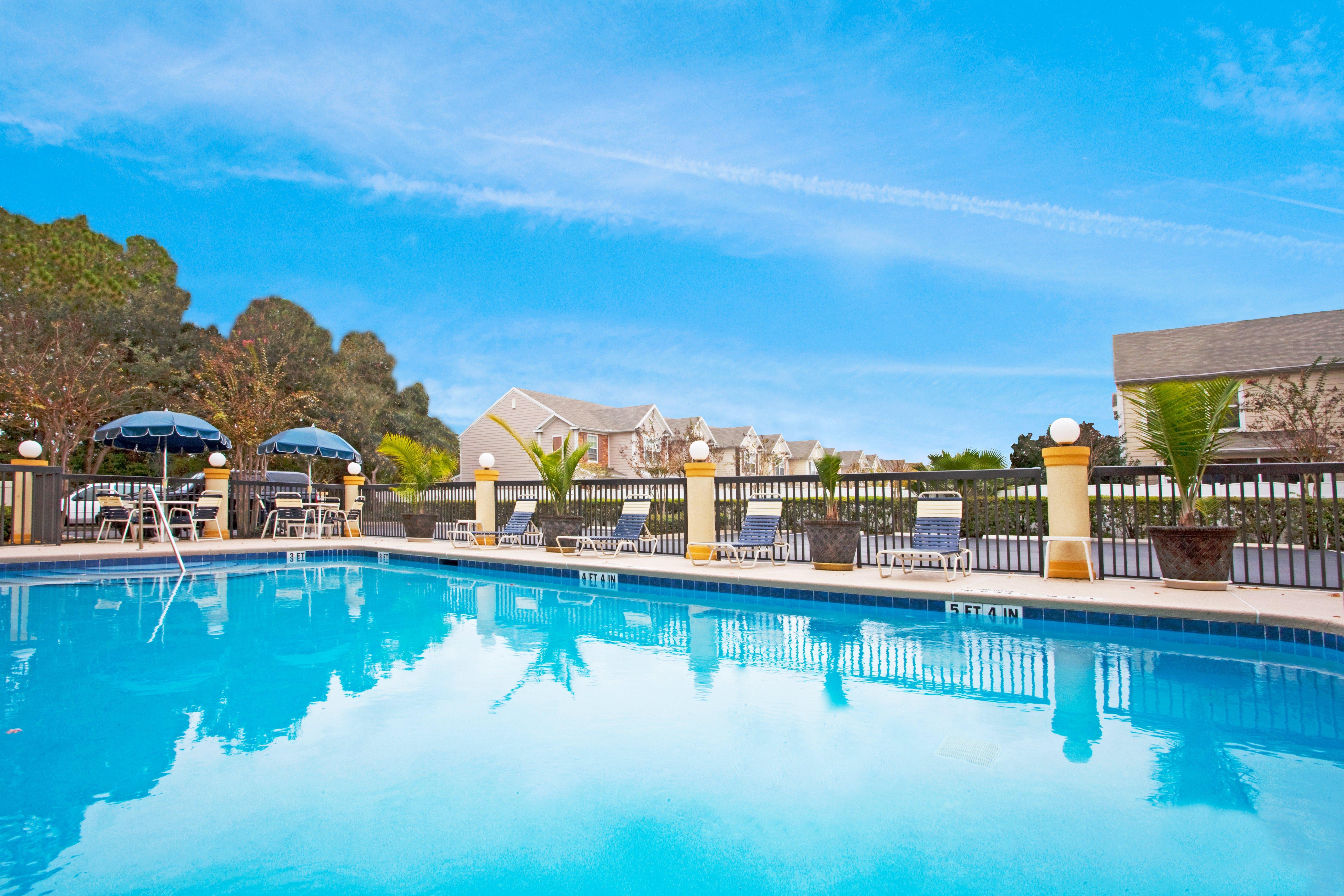 Holiday Inn Express Hotel & Suites Jacksonville-South By Ihg Bagian luar foto