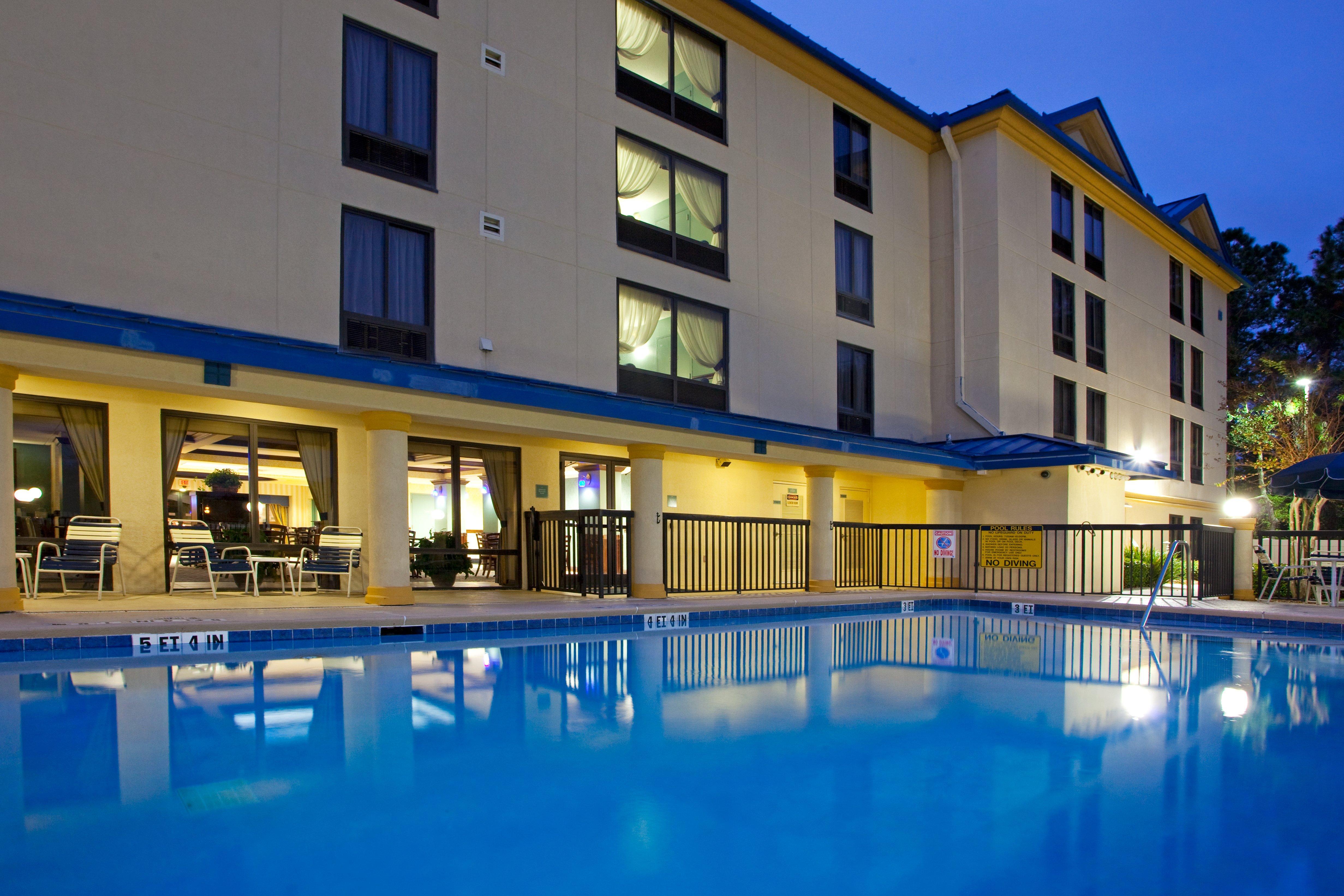 Holiday Inn Express Hotel & Suites Jacksonville-South By Ihg Bagian luar foto